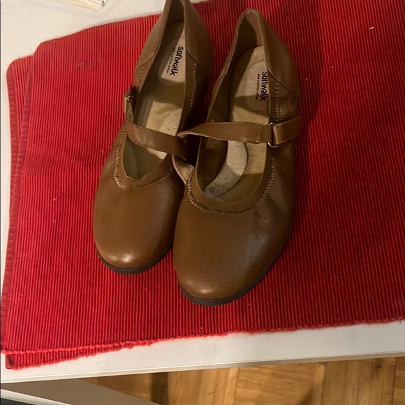 Shoes - Soft Walk 8m